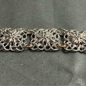 Delicate alpine flower bracelet